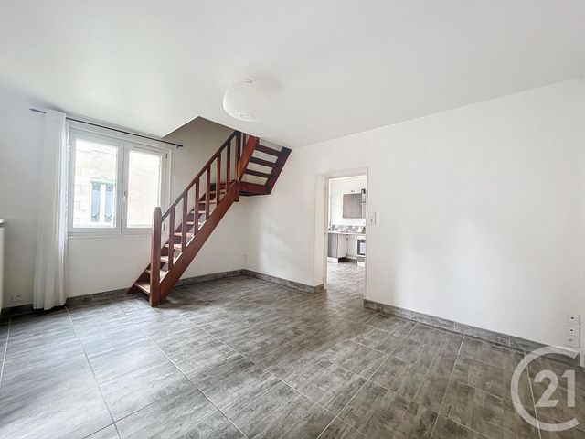 maison à louer - 3 pièces - 60.0 m2 - VARENNES SUR ALLIER - 03 - AUVERGNE - Century 21 Lefèbvre Immobilier