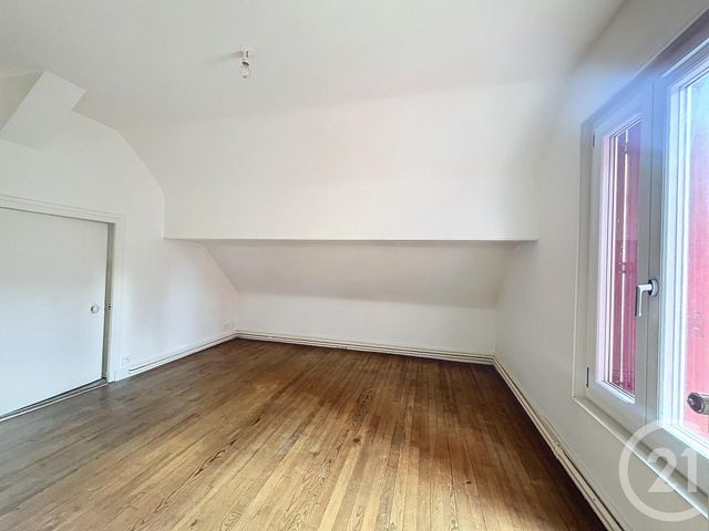 maison à louer - 3 pièces - 60.0 m2 - VARENNES SUR ALLIER - 03 - AUVERGNE - Century 21 Lefèbvre Immobilier