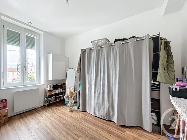 Appartement F3 à louer - 3 pièces - 51.2 m2 - VARENNES SUR ALLIER - 03 - AUVERGNE - Century 21 Lefèbvre Immobilier