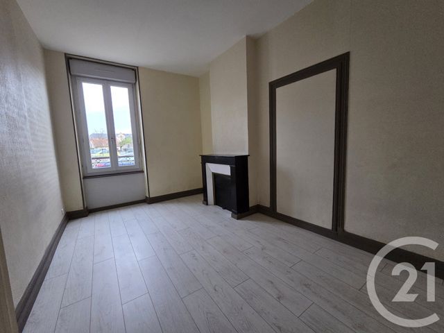 Appartement T4 à louer - 4 pièces - 83.73 m2 - VARENNES SUR ALLIER - 03 - AUVERGNE - Century 21 Lefèbvre Immobilier