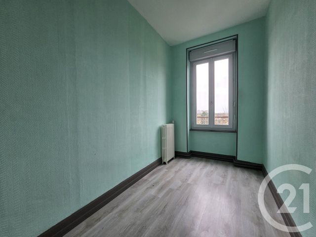 Appartement T4 à louer - 4 pièces - 80.0 m2 - VARENNES SUR ALLIER - 03 - AUVERGNE - Century 21 Lefèbvre Immobilier
