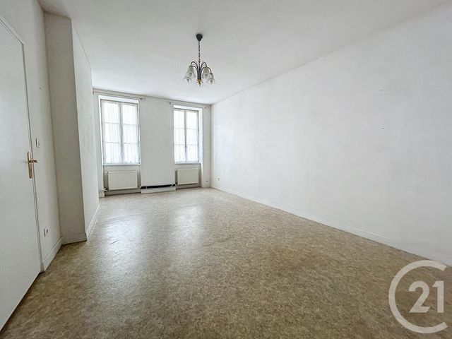 Appartement F3 à louer - 3 pièces - 72.41 m2 - ST POURCAIN SUR SIOULE - 03 - AUVERGNE - Century 21 Lefèbvre Immobilier