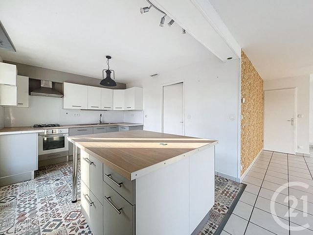 maison à louer - 3 pièces - 100.0 m2 - ST POURCAIN SUR SIOULE - 03 - AUVERGNE - Century 21 Lefèbvre Immobilier