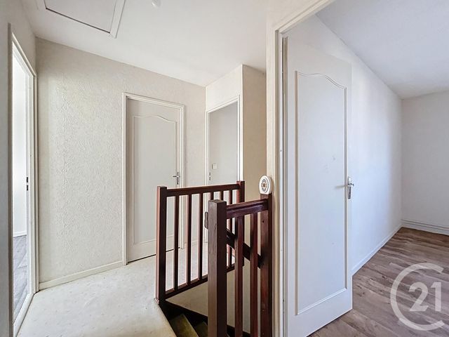 maison à louer - 3 pièces - 100.0 m2 - ST POURCAIN SUR SIOULE - 03 - AUVERGNE - Century 21 Lefèbvre Immobilier