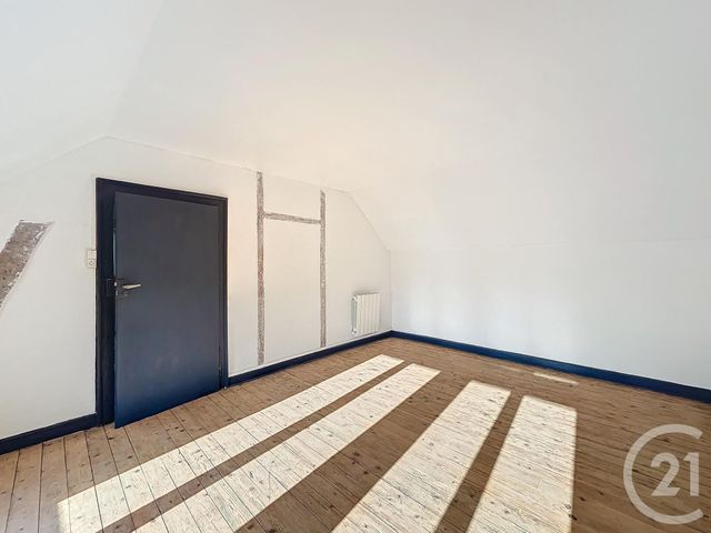 maison à louer - 5 pièces - 140.0 m2 - LE THEIL - 03 - AUVERGNE - Century 21 Lefèbvre Immobilier