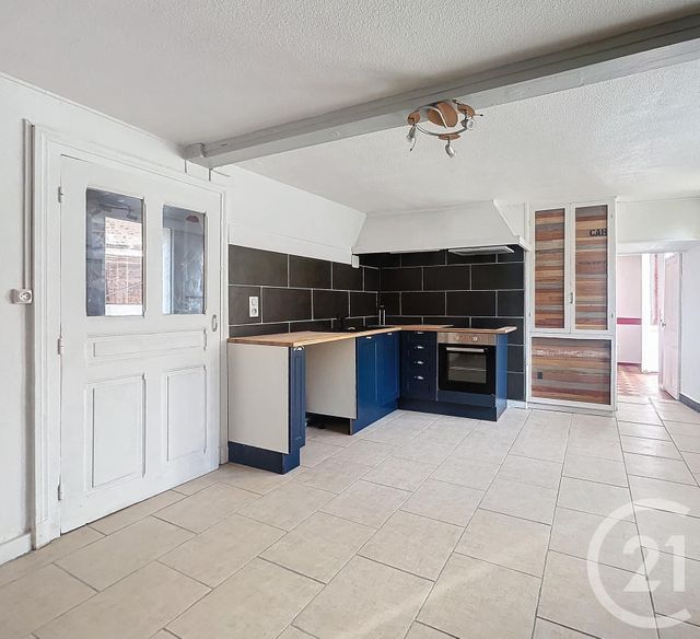 maison à louer - 5 pièces - 140.0 m2 - LE THEIL - 03 - AUVERGNE - Century 21 Lefèbvre Immobilier