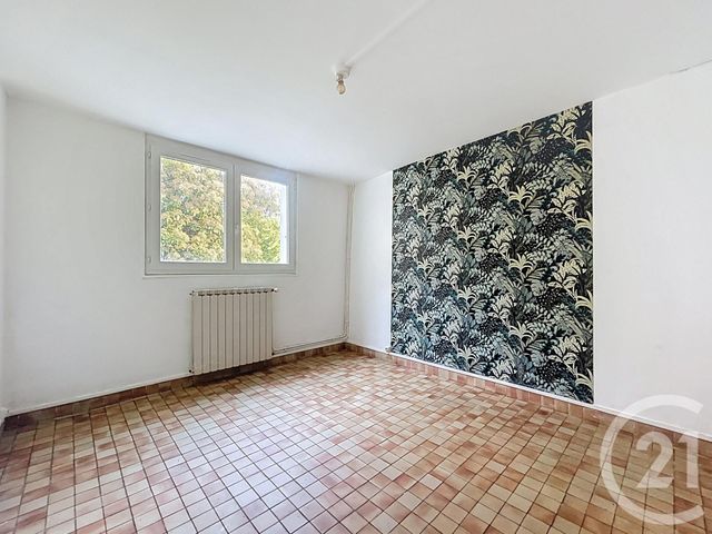 maison à louer - 5 pièces - 105.0 m2 - MONETAY SUR ALLIER - 03 - AUVERGNE - Century 21 Lefèbvre Immobilier