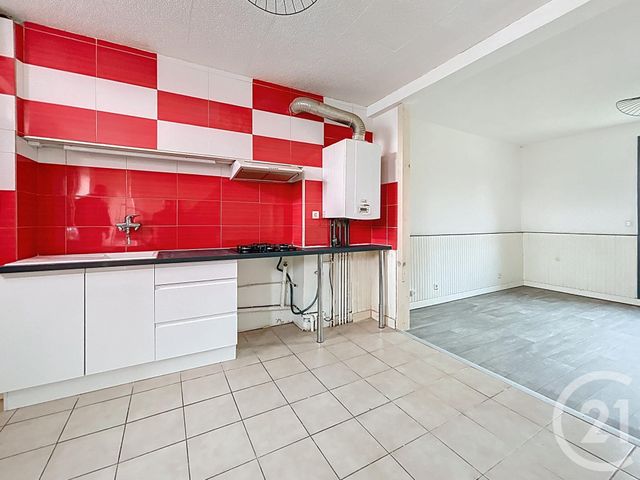 maison à louer - 2 pièces - 54.0 m2 - ST POURCAIN SUR SIOULE - 03 - AUVERGNE - Century 21 Lefèbvre Immobilier