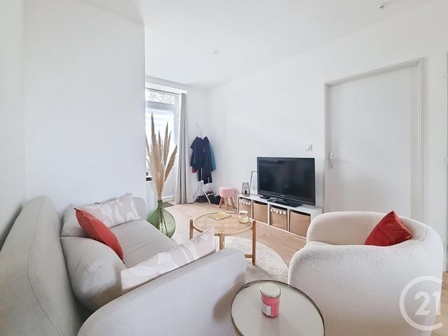 Appartement F2 à louer - 2 pièces - 41.6 m2 - CONTIGNY - 03 - AUVERGNE - Century 21 Lefèbvre Immobilier