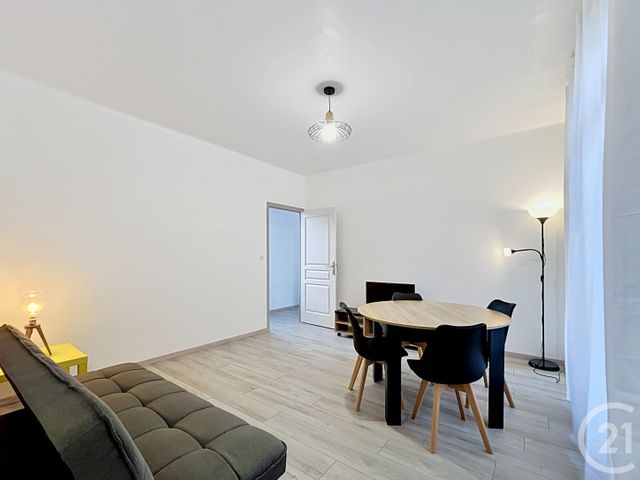 maison à louer - 3 pièces - 105.41 m2 - ST POURCAIN SUR SIOULE - 03 - AUVERGNE - Century 21 Lefèbvre Immobilier