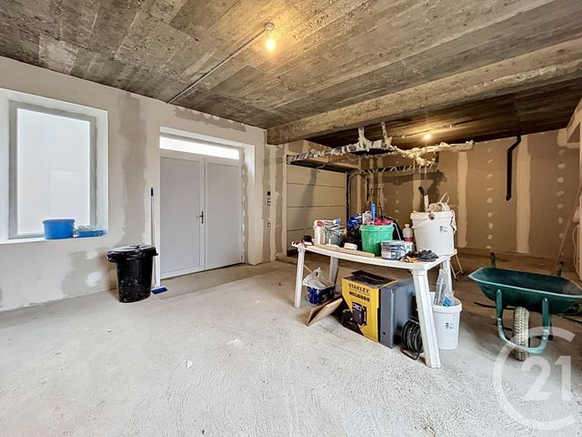 maison à louer - 3 pièces - 105.41 m2 - ST POURCAIN SUR SIOULE - 03 - AUVERGNE - Century 21 Lefèbvre Immobilier