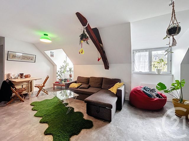 Appartement F2 à louer - 2 pièces - 33.6 m2 - ST POURCAIN SUR SIOULE - 03 - AUVERGNE - Century 21 Lefèbvre Immobilier