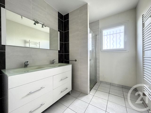 maison à louer - 4 pièces - 115.0 m2 - ST LOUP - 03 - AUVERGNE - Century 21 Lefèbvre Immobilier