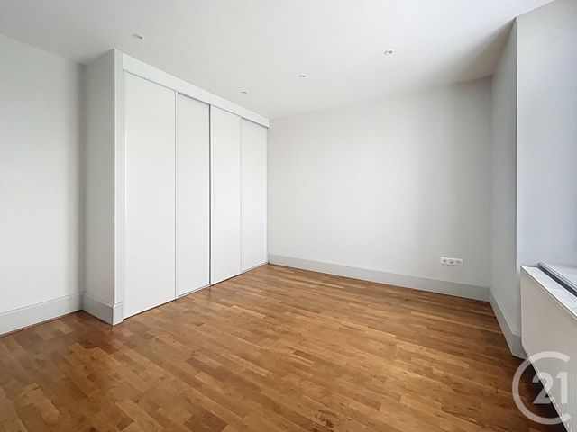 maison à louer - 5 pièces - 120.0 m2 - ST LOUP - 03 - AUVERGNE - Century 21 Lefèbvre Immobilier