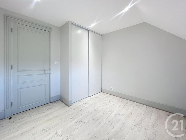 maison à louer - 5 pièces - 120.0 m2 - ST LOUP - 03 - AUVERGNE - Century 21 Lefèbvre Immobilier