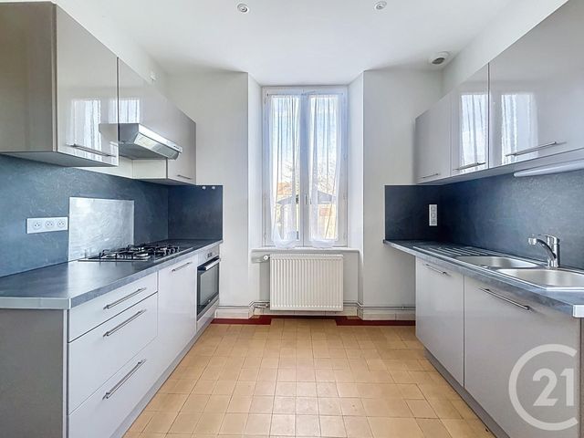 maison à louer - 5 pièces - 120.0 m2 - ST LOUP - 03 - AUVERGNE - Century 21 Lefèbvre Immobilier