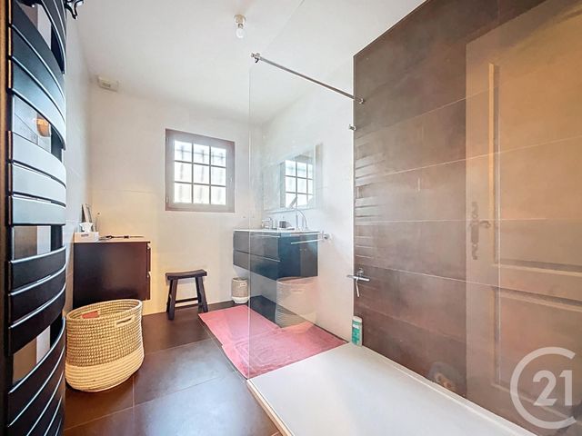 maison à vendre - 7 pièces - 294.0 m2 - MONETAY SUR ALLIER - 03 - AUVERGNE - Century 21 Lefèbvre Immobilier