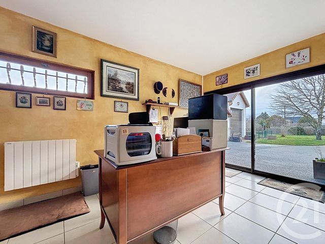 maison à vendre - 7 pièces - 294.0 m2 - MONETAY SUR ALLIER - 03 - AUVERGNE - Century 21 Lefèbvre Immobilier