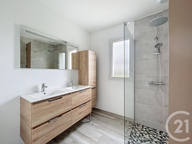 maison à louer - 5 pièces - 113.24 m2 - ST POURCAIN SUR SIOULE - 03 - AUVERGNE - Century 21 Lefèbvre Immobilier