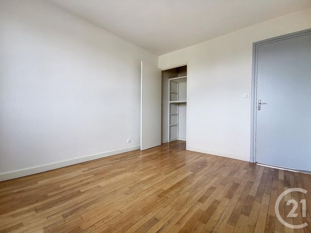 Appartement F3 à louer - 3 pièces - 80.8 m2 - VARENNES SUR ALLIER - 03 - AUVERGNE - Century 21 Lefèbvre Immobilier