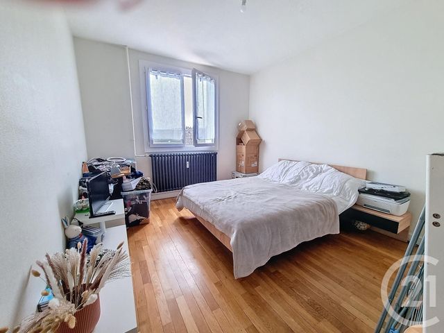 Appartement F3 à louer - 3 pièces - 80.8 m2 - VARENNES SUR ALLIER - 03 - AUVERGNE - Century 21 Lefèbvre Immobilier