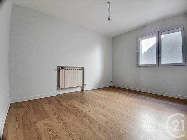 maison à louer - 3 pièces - 53.3 m2 - ST POURCAIN SUR SIOULE - 03 - AUVERGNE - Century 21 Lefèbvre Immobilier