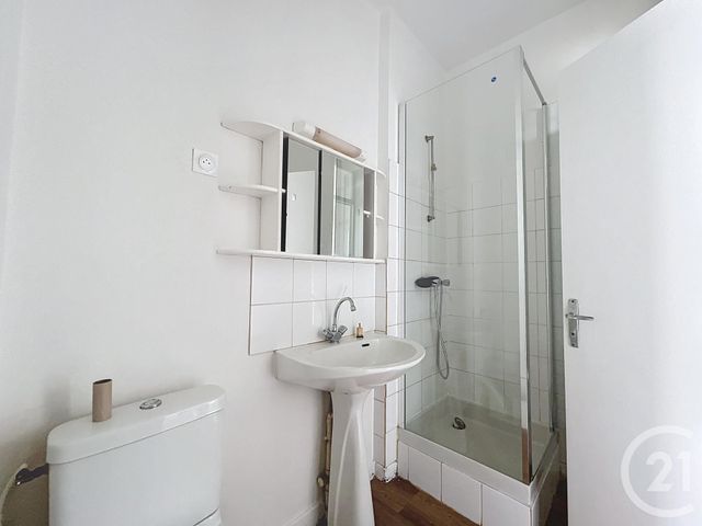 Appartement à louer - 2 pièces - 47.59 m2 - ST POURCAIN SUR SIOULE - 03 - AUVERGNE - Century 21 Lefèbvre Immobilier