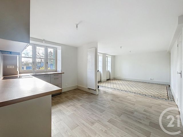 maison à louer - 4 pièces - 68.8 m2 - BELLENAVES - 03 - AUVERGNE - Century 21 Lefèbvre Immobilier