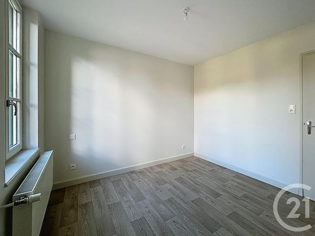 maison à louer - 4 pièces - 68.8 m2 - BELLENAVES - 03 - AUVERGNE - Century 21 Lefèbvre Immobilier