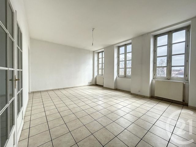 Appartement F3 à louer - 3 pièces - 72.72 m2 - ST POURCAIN SUR SIOULE - 03 - AUVERGNE - Century 21 Lefèbvre Immobilier