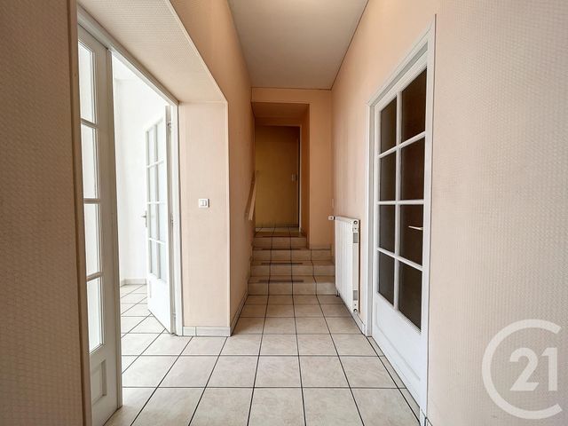 Appartement F3 à louer - 3 pièces - 72.72 m2 - ST POURCAIN SUR SIOULE - 03 - AUVERGNE - Century 21 Lefèbvre Immobilier