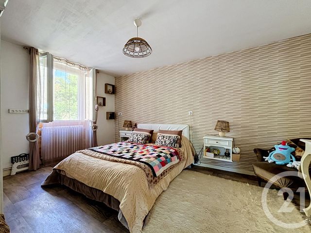 maison à vendre - 5 pièces - 162.55 m2 - ST POURCAIN SUR SIOULE - 03 - AUVERGNE - Century 21 Lefèbvre Immobilier