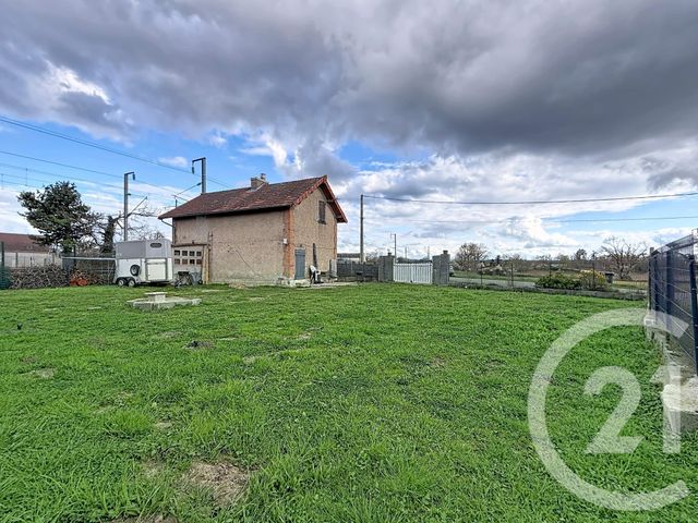 maison à vendre - 3 pièces - 71.9 m2 - VARENNES SUR ALLIER - 03 - AUVERGNE - Century 21 Lefèbvre Immobilier