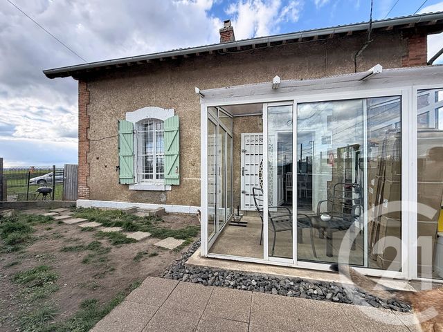 maison à vendre - 3 pièces - 71.9 m2 - VARENNES SUR ALLIER - 03 - AUVERGNE - Century 21 Lefèbvre Immobilier