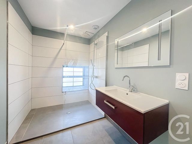 maison à louer - 3 pièces - 60.21 m2 - VERNEUIL EN BOURBONNAIS - 03 - AUVERGNE - Century 21 Lefèbvre Immobilier