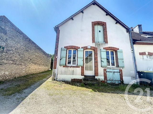 maison à louer - 2 pièces - 48.97 m2 - MONETAY SUR ALLIER - 03 - AUVERGNE - Century 21 Lefèbvre Immobilier