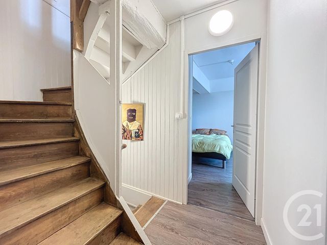 maison à louer - 4 pièces - 78.95 m2 - CHANTELLE - 03 - AUVERGNE - Century 21 Lefèbvre Immobilier