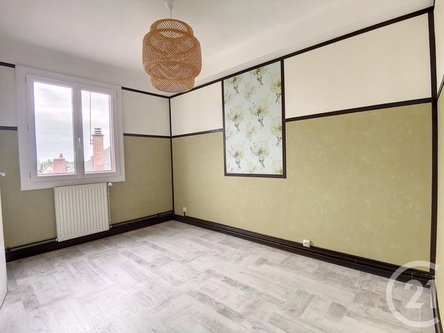 Appartement F3 à louer - 3 pièces - 62.85 m2 - ST POURCAIN SUR SIOULE - 03 - AUVERGNE - Century 21 Lefèbvre Immobilier