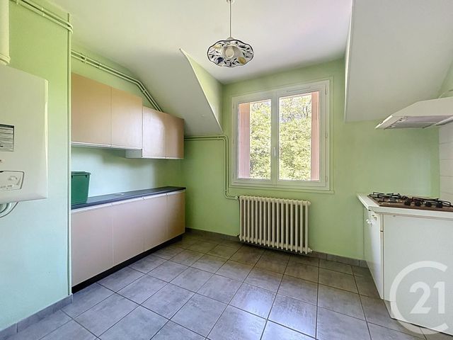 Appartement F1 à louer - 1 pièce - 36.67 m2 - ST POURCAIN SUR SIOULE - 03 - AUVERGNE - Century 21 Lefèbvre Immobilier