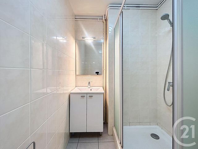 Appartement F1 à louer - 1 pièce - 36.67 m2 - ST POURCAIN SUR SIOULE - 03 - AUVERGNE - Century 21 Lefèbvre Immobilier