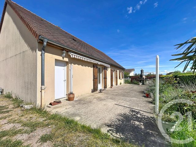 maison à louer - 3 pièces - 84.62 m2 - CHAREIL CINTRAT - 03 - AUVERGNE - Century 21 Lefèbvre Immobilier