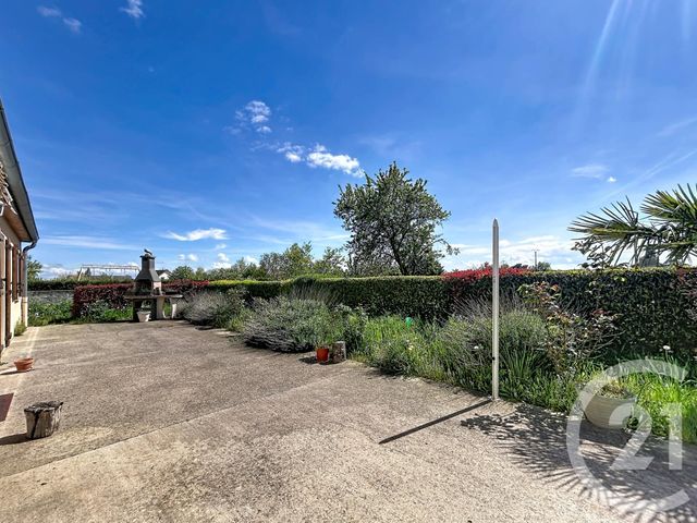 maison à louer - 3 pièces - 84.62 m2 - CHAREIL CINTRAT - 03 - AUVERGNE - Century 21 Lefèbvre Immobilier