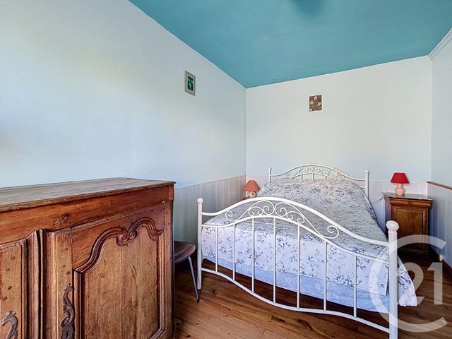 maison à vendre - 4 pièces - 226.7 m2 - LE THEIL - 03 - AUVERGNE - Century 21 Lefèbvre Immobilier