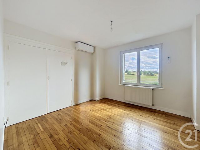 maison à louer - 6 pièces - 101.47 m2 - ST POURCAIN SUR SIOULE - 03 - AUVERGNE - Century 21 Lefèbvre Immobilier