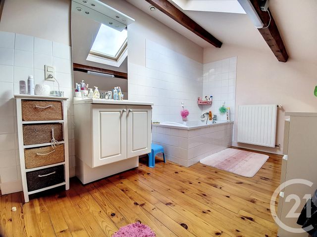 maison à louer - 6 pièces - 90.0 m2 - ST POURCAIN SUR SIOULE - 03 - AUVERGNE - Century 21 Lefèbvre Immobilier
