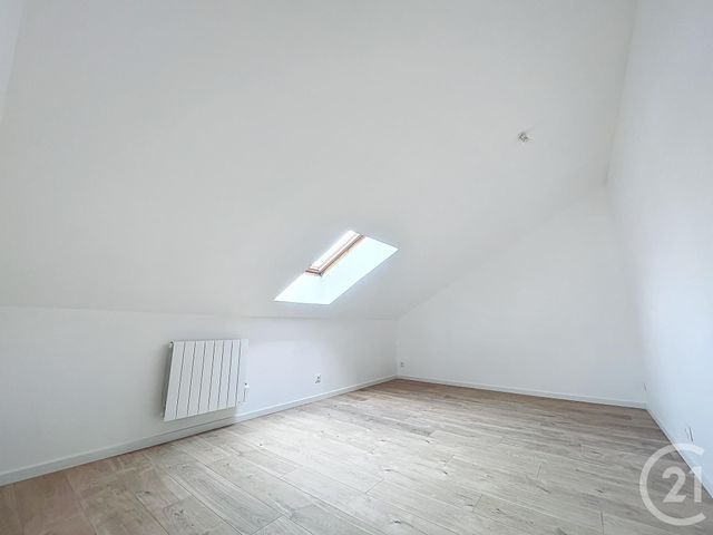 maison à louer - 4 pièces - 52.0 m2 - VARENNES SUR ALLIER - 03 - AUVERGNE - Century 21 Lefèbvre Immobilier