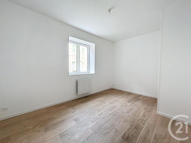 maison à louer - 4 pièces - 52.0 m2 - VARENNES SUR ALLIER - 03 - AUVERGNE - Century 21 Lefèbvre Immobilier