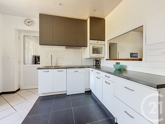 maison à vendre - 5 pièces - 122.0 m2 - CHANTELLE - 03 - AUVERGNE - Century 21 Lefèbvre Immobilier