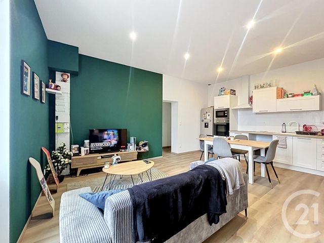 Appartement F2 bis à louer - 2 pièces - 60.0 m2 - ST POURCAIN SUR SIOULE - 03 - AUVERGNE - Century 21 Lefèbvre Immobilier