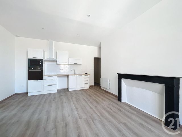Appartement F2 bis à louer - 2 pièces - 60.0 m2 - ST POURCAIN SUR SIOULE - 03 - AUVERGNE - Century 21 Lefèbvre Immobilier